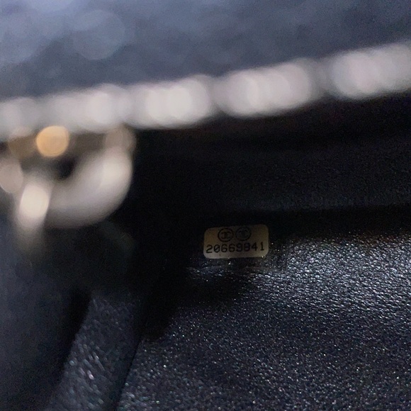 Chanel charcoal mini - Picture 8 of 8